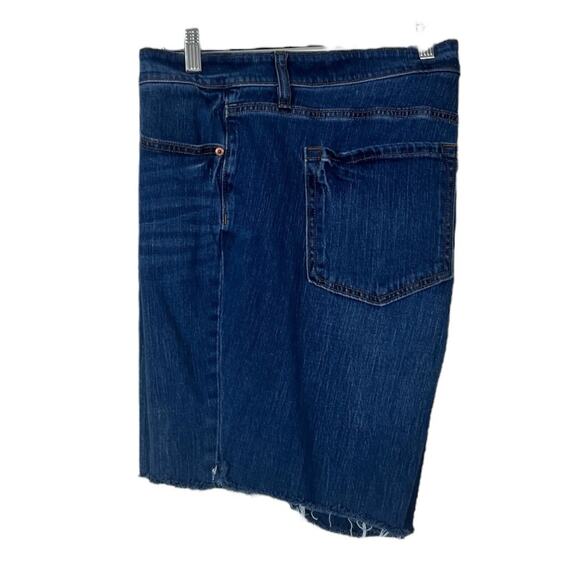 LOFT Plus Shorts Cut Offs Button Fly Raw Hem Mid Rise Dark Wash Women’s Size 22 - Picture 2 of 8